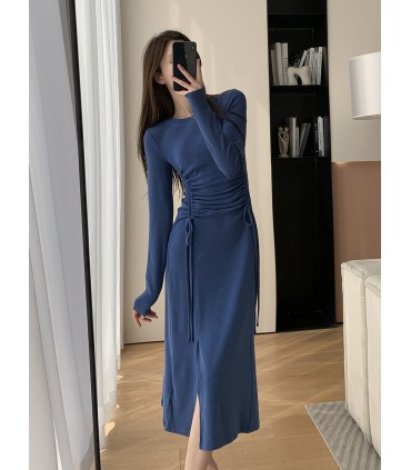 Jupe mi-longue avec taille et fentes latérales 