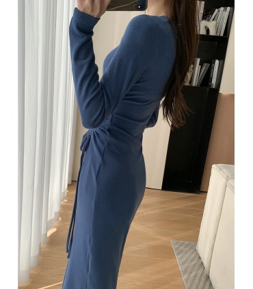 Jupe mi-longue avec taille et fentes latérales 