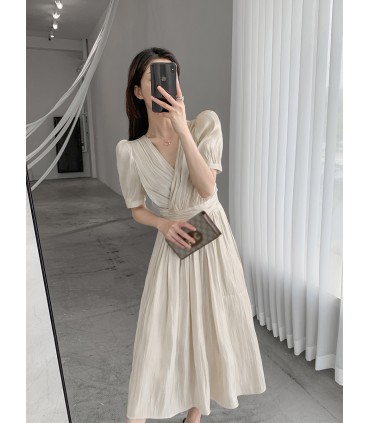 Skirt panjang lengan sedutan retro V-leher 