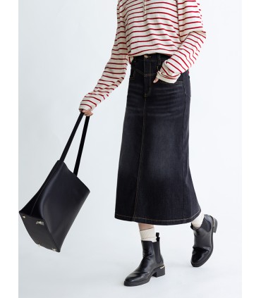 黒とグレーのストレッチバックスリットデニムスカート