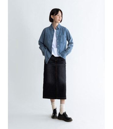 黒とグレーのストレッチバックスリットデニムスカート