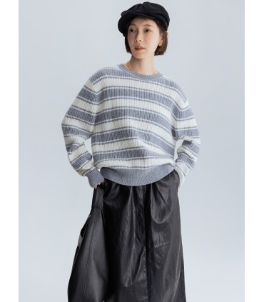 Pull col rond rayé