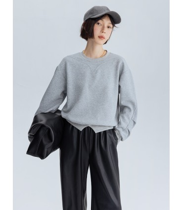 Sweater leher bulat lengan tiga dimensi lipit terbalik 