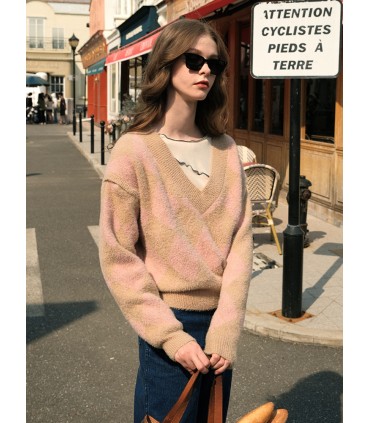 French girl furry V-neck thick sweater